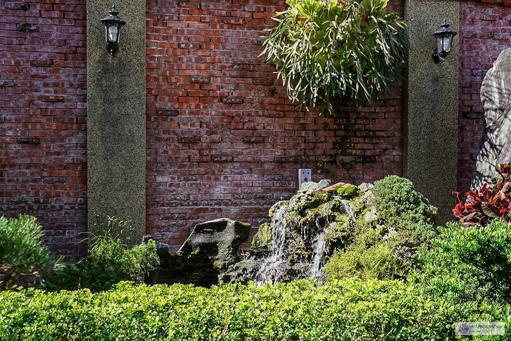 糧園茶藝客家小館-在地30年老字號餐廳！必點金黃白斬土雞、化骨燜鯽魚 @靜兒貪吃遊玩愛分享