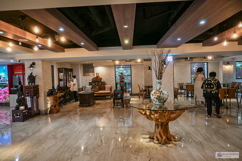 蘭桂坊花園酒店-藏身巷弄內！出門即達文化路夜市，高CP值質感住宿開箱 @靜兒貪吃遊玩愛分享