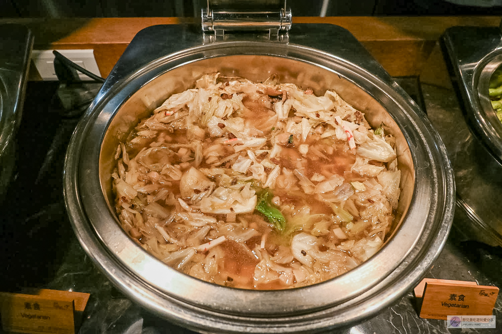 蘭桂坊花園酒店-藏身巷弄內！出門即達文化路夜市，高CP值質感住宿開箱 @靜兒貪吃遊玩愛分享