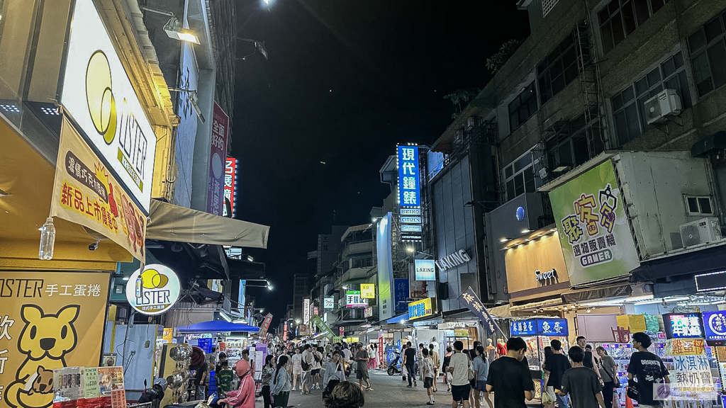 蘭桂坊花園酒店-藏身巷弄內!出門即達文化路夜市,高CP值質感住宿開箱 @靜兒貪吃遊玩愛分享 蘭桂坊花園酒店-藏身巷弄內!出門即達文化路夜市,高CP值質感住宿開箱 @靜兒貪吃遊玩愛分享