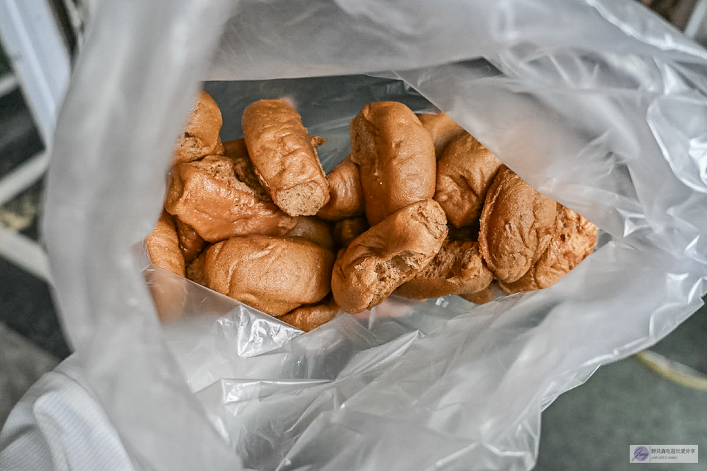 船長包子饅頭-超療癒迷你手工包子！一袋只要50元，小白饅頭不預訂買不到 @靜兒貪吃遊玩愛分享