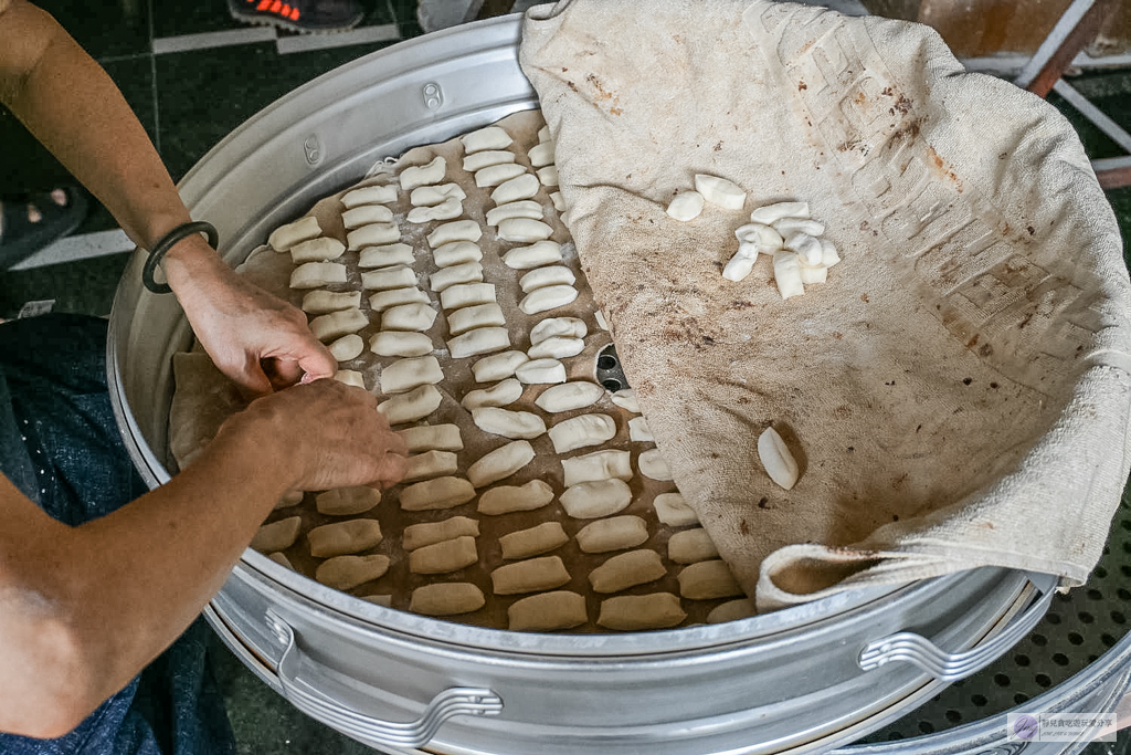 船長包子饅頭-超療癒迷你手工包子！一袋只要50元，小白饅頭不預訂買不到 @靜兒貪吃遊玩愛分享