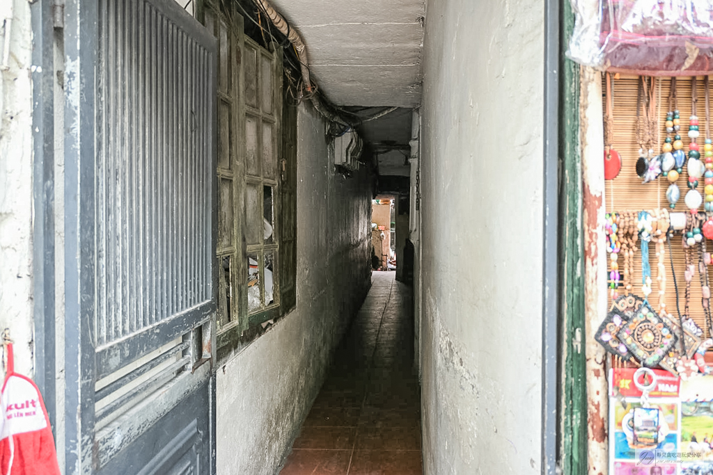 越南旅遊|河內老城區Hanoi Old Quarter-4大必訪景點推薦,火車街、還劍湖、聖若瑟大教堂 @靜兒貪吃遊玩愛分享 越南旅遊|河內老城區Hanoi Old Quarter-4大必訪景點推薦,火車街、還劍湖、聖若瑟大教堂 @靜兒貪吃遊玩愛分享