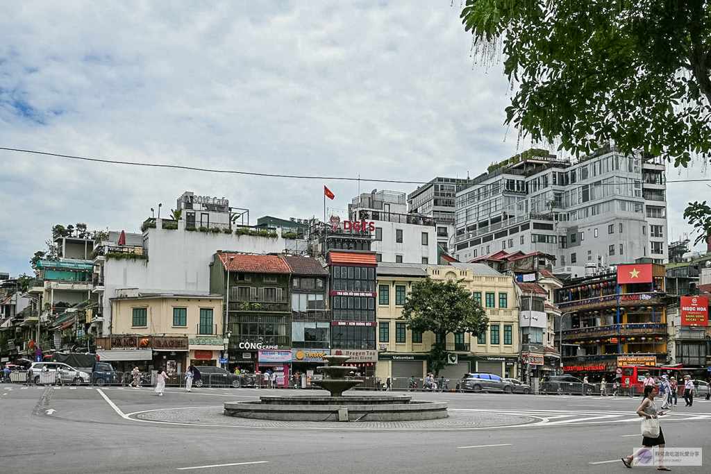 越南旅遊｜河內老城區Hanoi Old Quarter-4大必訪景點推薦，火車街、還劍湖、聖若瑟大教堂 @靜兒貪吃遊玩愛分享