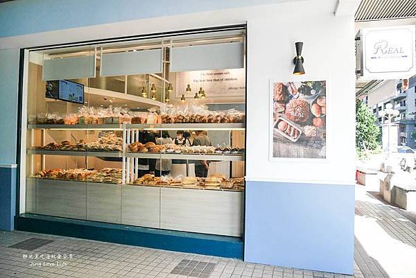 桃園中壢-REAL真‧CAF&Eacute;‧BREAD-輕歐風手作烘焙坊/當日手工製作新鮮歐式麵包 @靜兒貪吃遊玩愛分享
