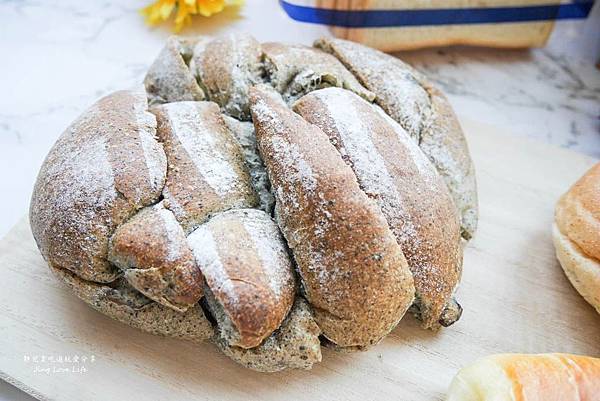 桃園中壢-REAL真‧CAF&Eacute;‧BREAD-輕歐風手作烘焙坊/當日手工製作新鮮歐式麵包 @靜兒貪吃遊玩愛分享